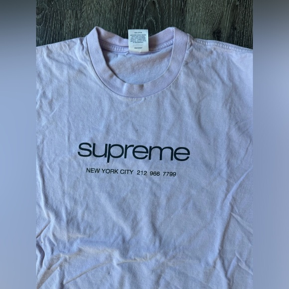 Supreme T-Shirt - Picture 3 of 7